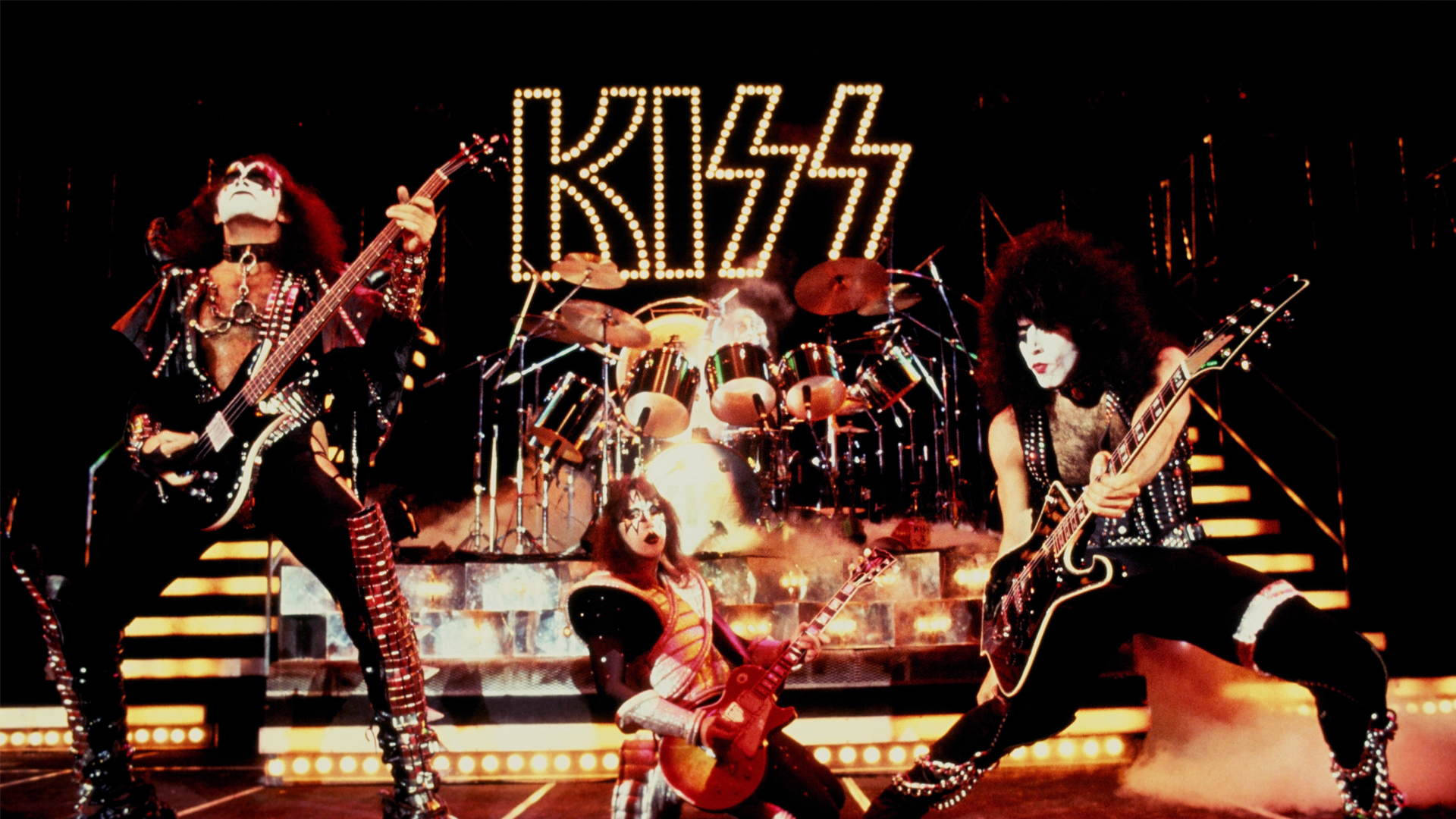 Kiss Band Background Wallpaper