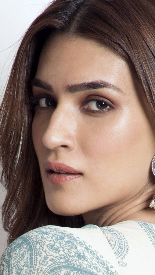 Kriti Sanon Hd Wallpaper