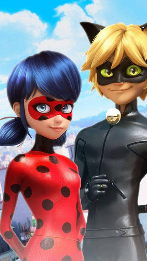 Ladybug Og Cat Noir Kyss Bakgrunnsbildet