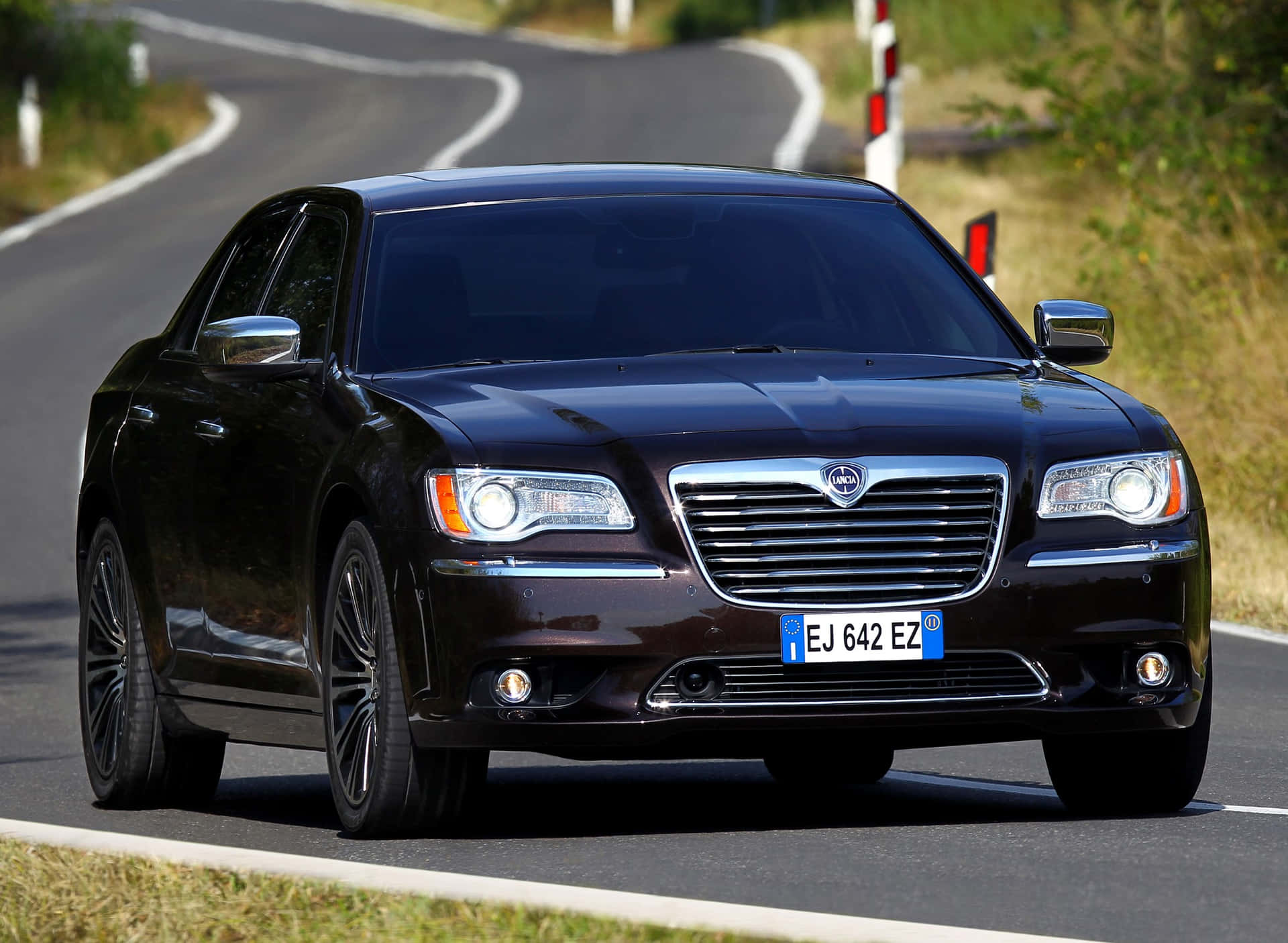 Lancia Thema Fond d'écran