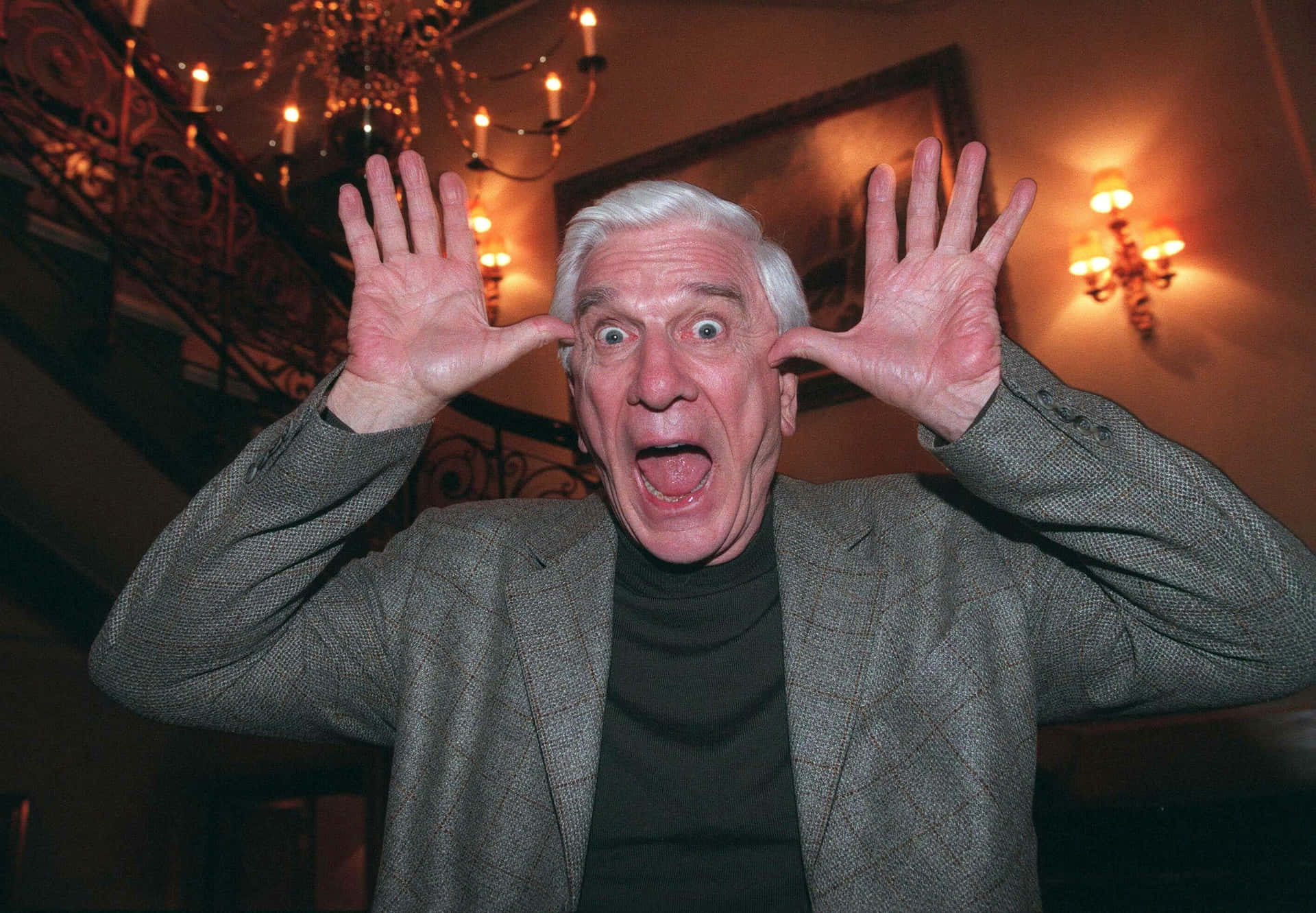 Leslie Nielsen Achtergrond