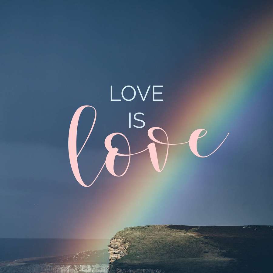 Ein Regenbogen über einer Klippe mit dem Text love is love in weicher Schrift. — Liebe Ist Liebe Wallpaper