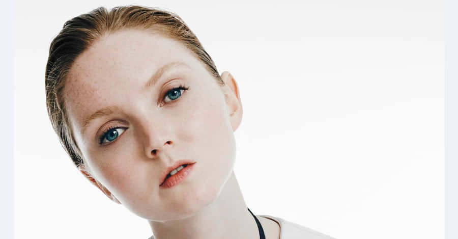 Lily Cole Bakgrunnsbildet