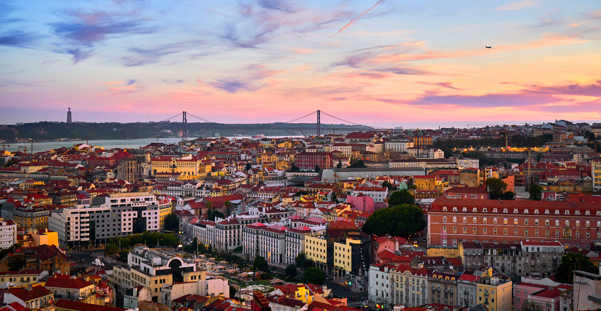 Lisbon Background Wallpaper