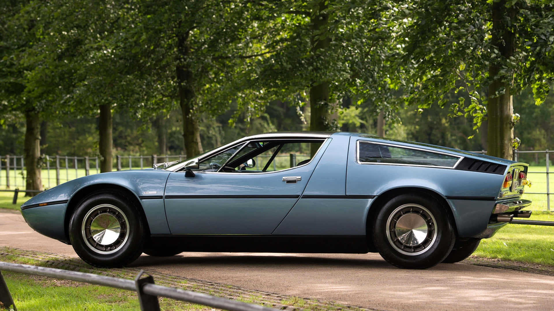 Maserati Bora Taustakuva