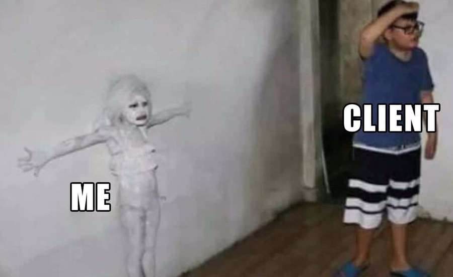Un niño etiquetado como 'CLIENT' se ve molesto junto a una figura fantasmal etiquetada como 'ME' en la pared. — Memes de comercio electrónico Fondos de pantalla