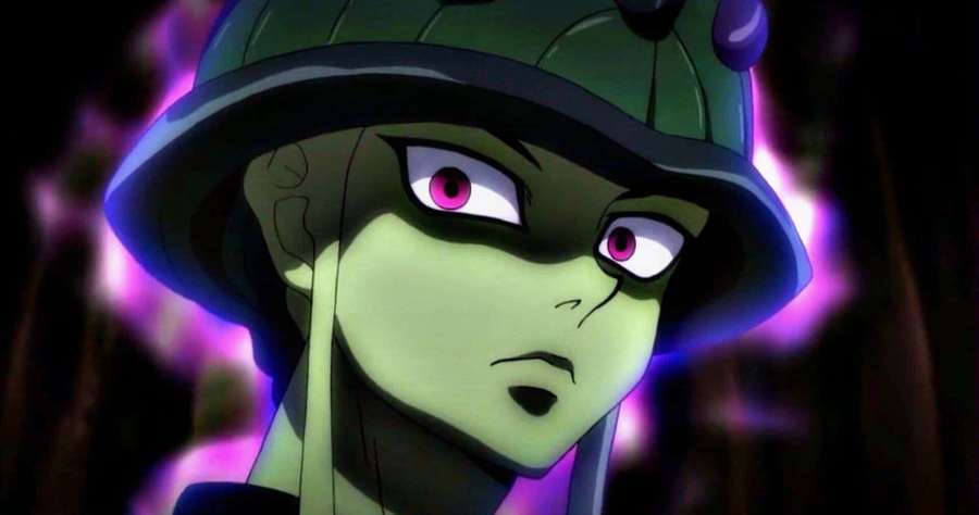 Green-skinned anime character with pink eyes and glowing purple energy behind helmet. — Meruem Wallpaper