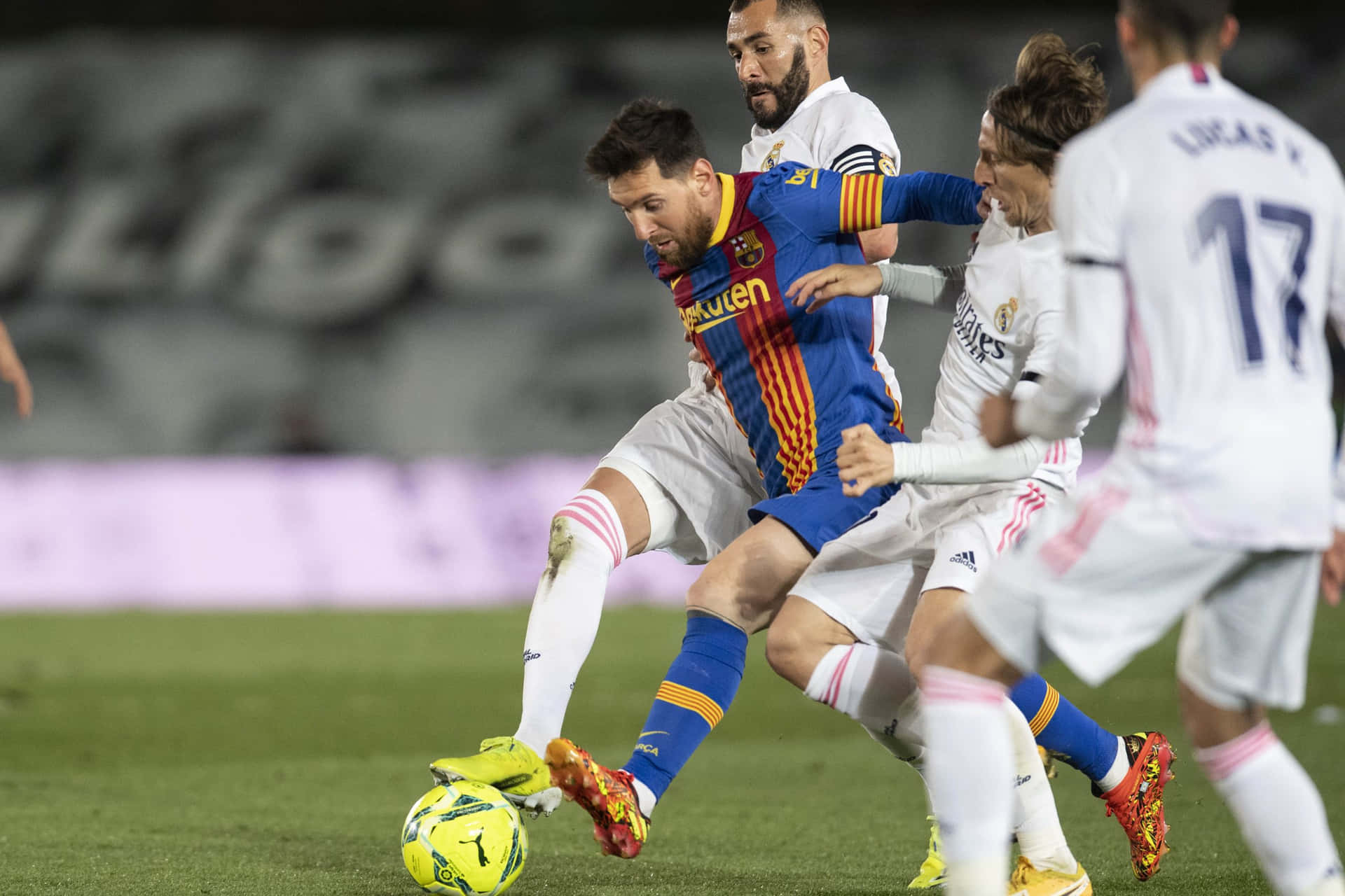 Messi Dribbling Fond d'écran