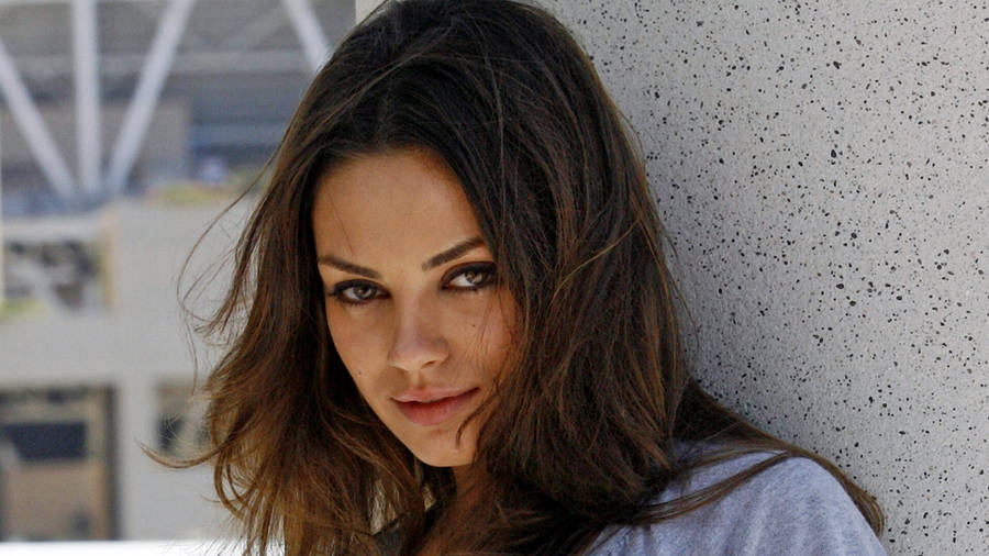 Mila Kunis Fond d'écran