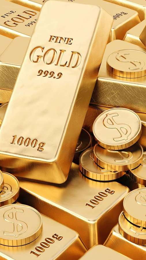 Pila de barras y monedas de oro etiquetadas 1000g y oro fino 999.9 — Moneda Fondos de pantalla
