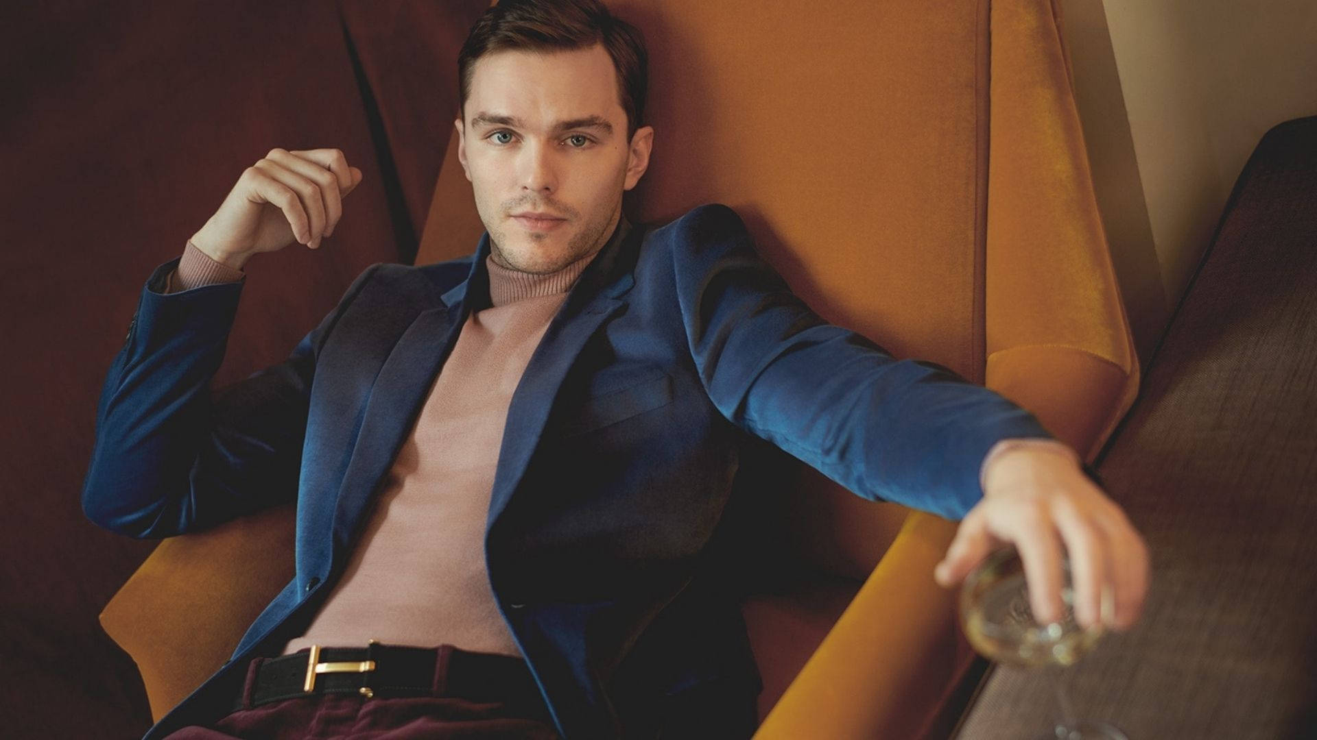 Nicholas Hoult Achtergrond