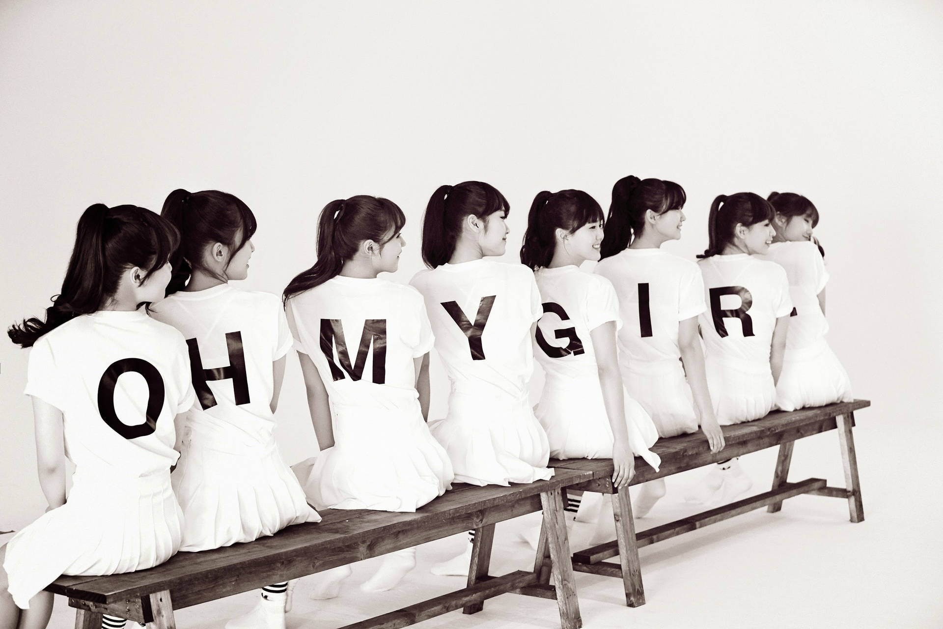 Oh My Girl Wallpaper