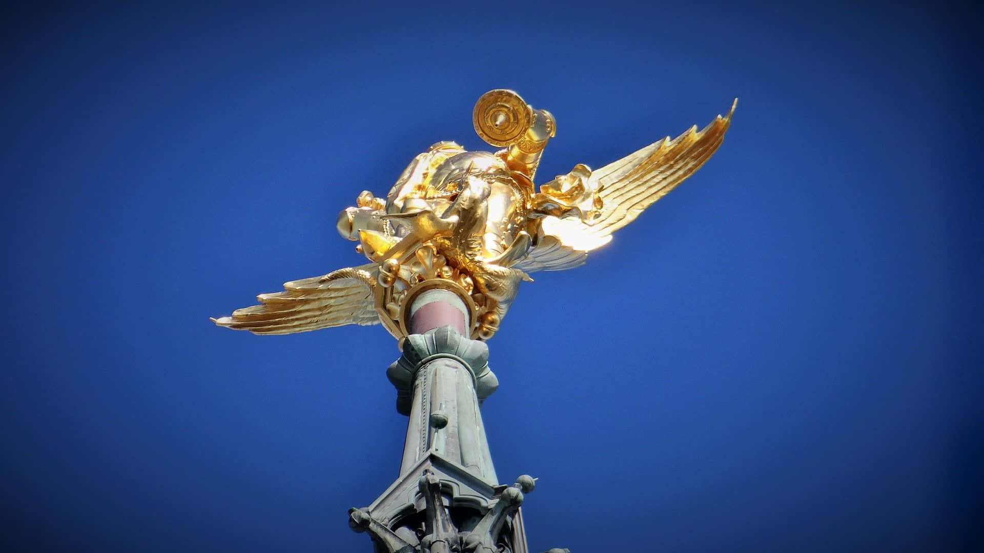 Pyhä Mikael Taustakuva