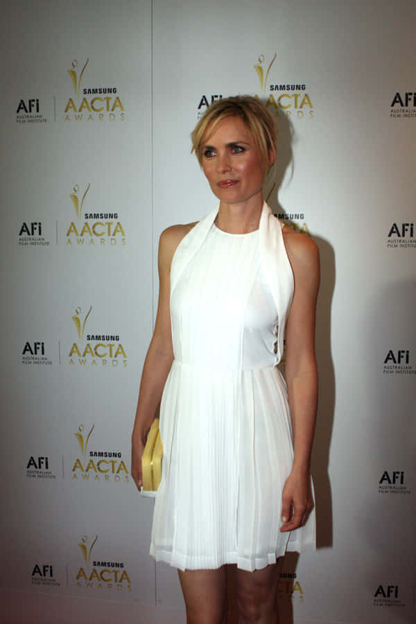 Radha Mitchell Achtergrond