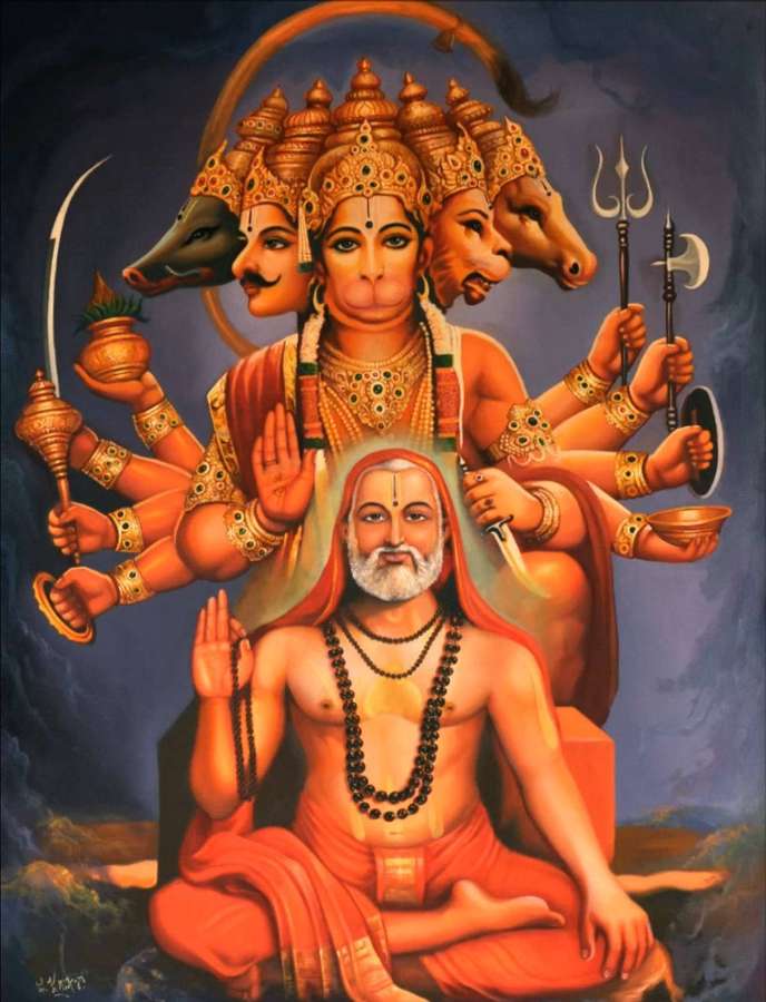 Eine vielköpfige hinduistische Gottheit mit Waffen hinter einem meditierenden Weisen in roten Gewändern. — Raghavendra Bilder