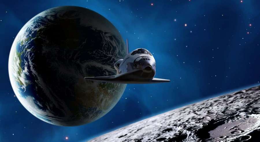 Space Shuttle umkreist die Erde mit dem Mond im Blick unter einem Sternenhimmel. — Raumfähre Wallpaper