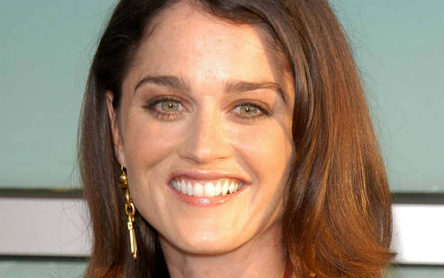 Robin Tunney Achtergrond