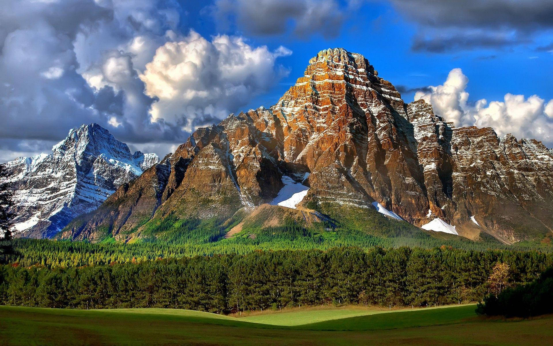Rocky Mountain Background Wallpaper