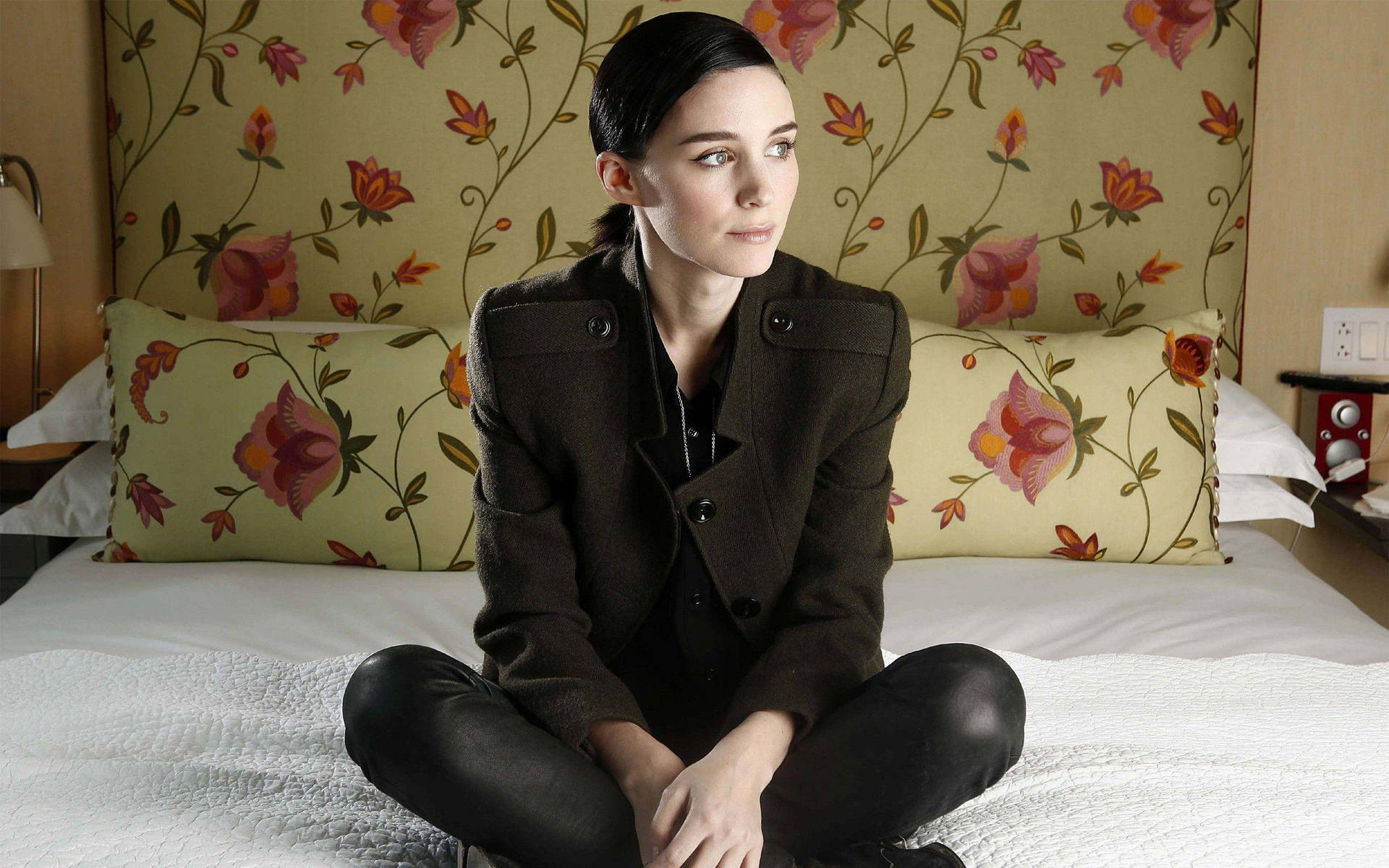 Rooney Mara Wallpaper