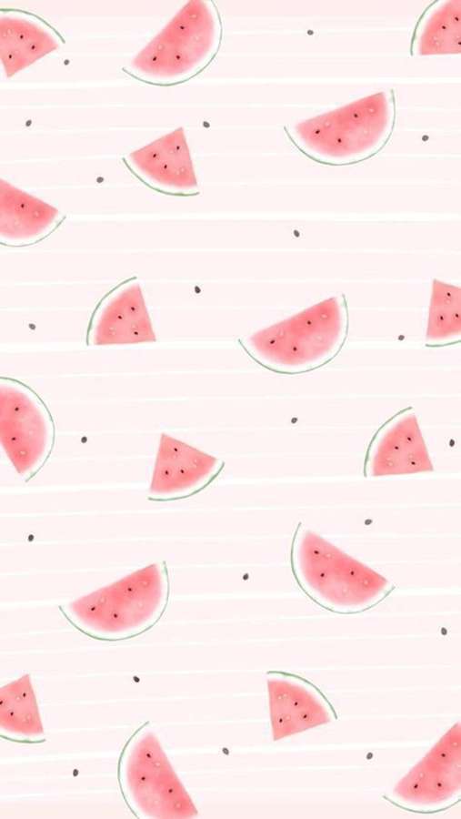 Fatias de melancia com sementes em um fundo rosa pastel listrado. — Rosa estético Papéis de Parede