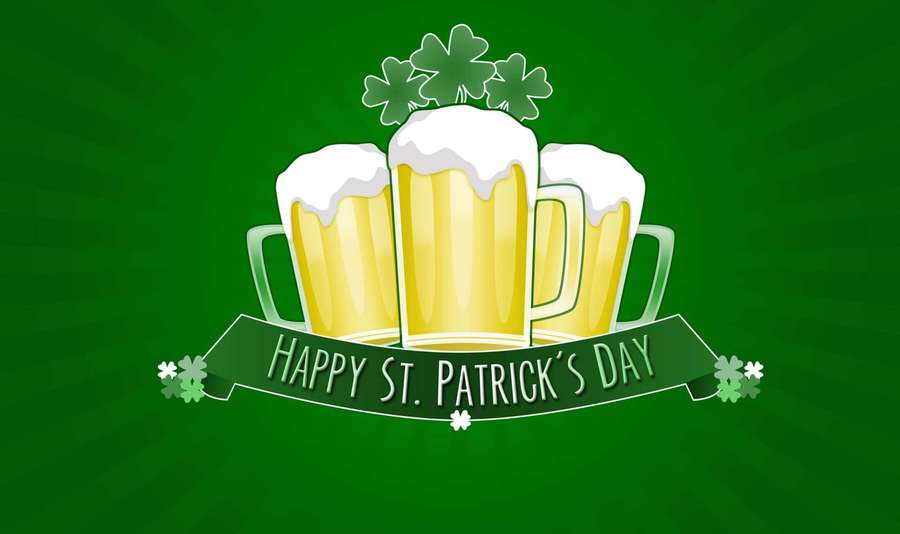 Three beer mugs with foam and shamrocks on a green banner saying Happy St. Patrick's Day. — Saint Patricks Day Background