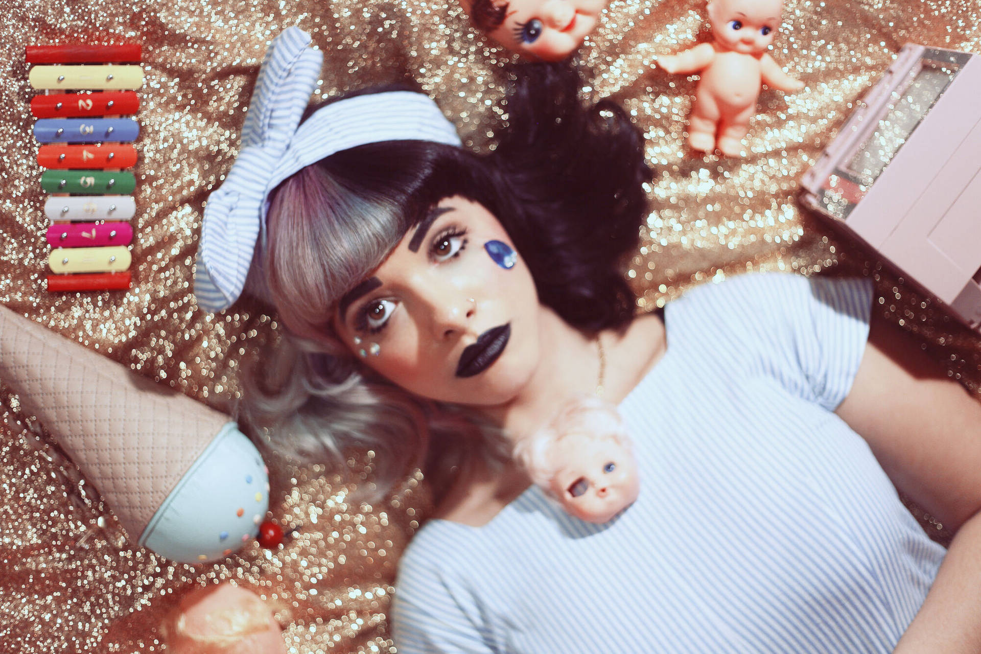 Sfondo Di Melanie Martinez