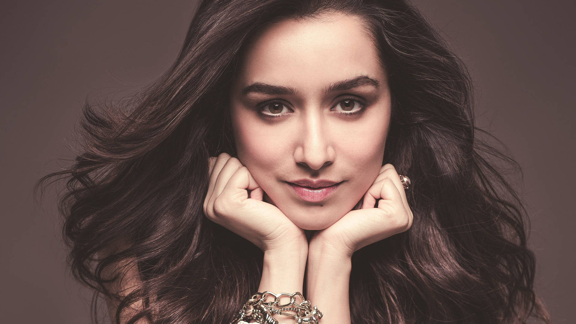 Shraddha Kapoor Pictures Wallpaper