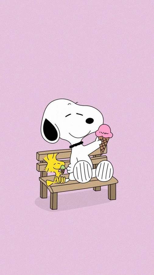 Snoopy e Woodstock compartilhando sorvete em um banco com fundo pastel — Snoopy Papéis de Parede