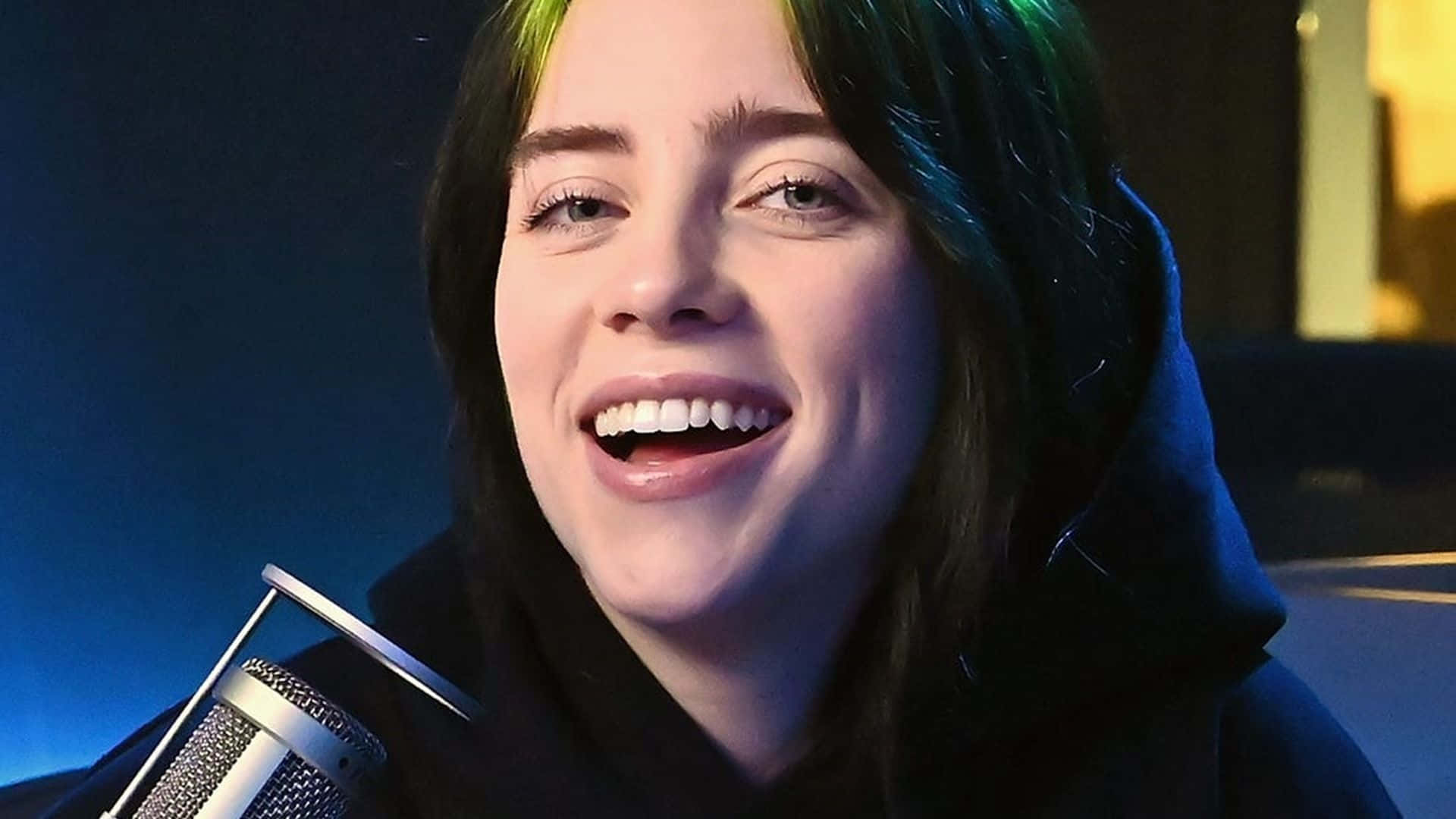 Sourire Billie Eilish Fond d'écran