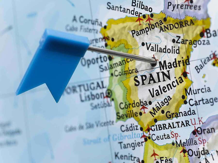Blue pin on map highlighting Madrid Spain — Spain Background
