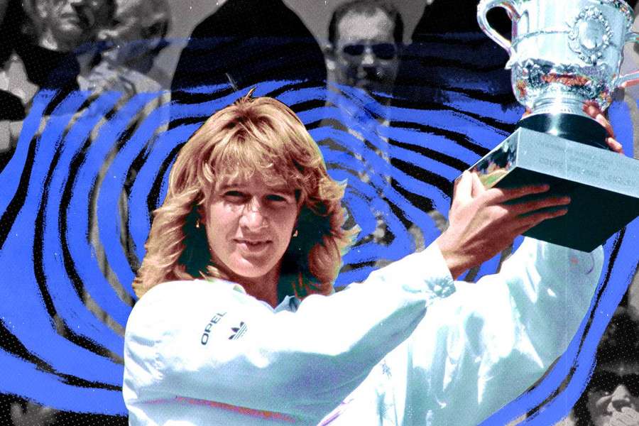Tennismestari pitää pokaalia, taustalla eloisat siniset pyörteet. — Steffi Graf Taustakuvat
