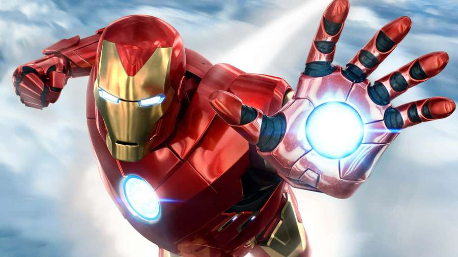 Homem de Ferro voando com repulsores brilhantes estendidos contra um céu nublado. — Super-heróis da Marvel Papéis de Parede