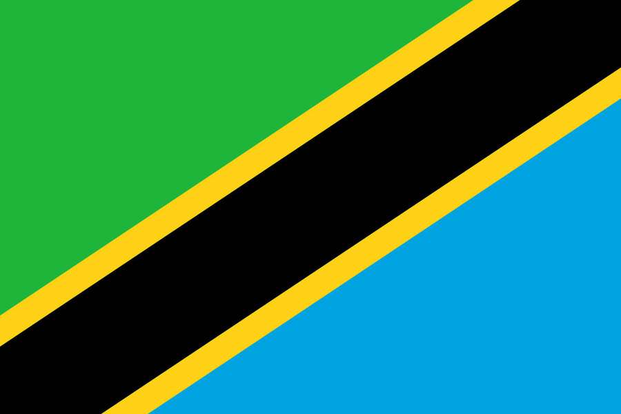 Bandeira nacional da Tanzânia com listras diagonais verdes, azuis, pretas e amarelas. — Tanzania Papéis de Parede