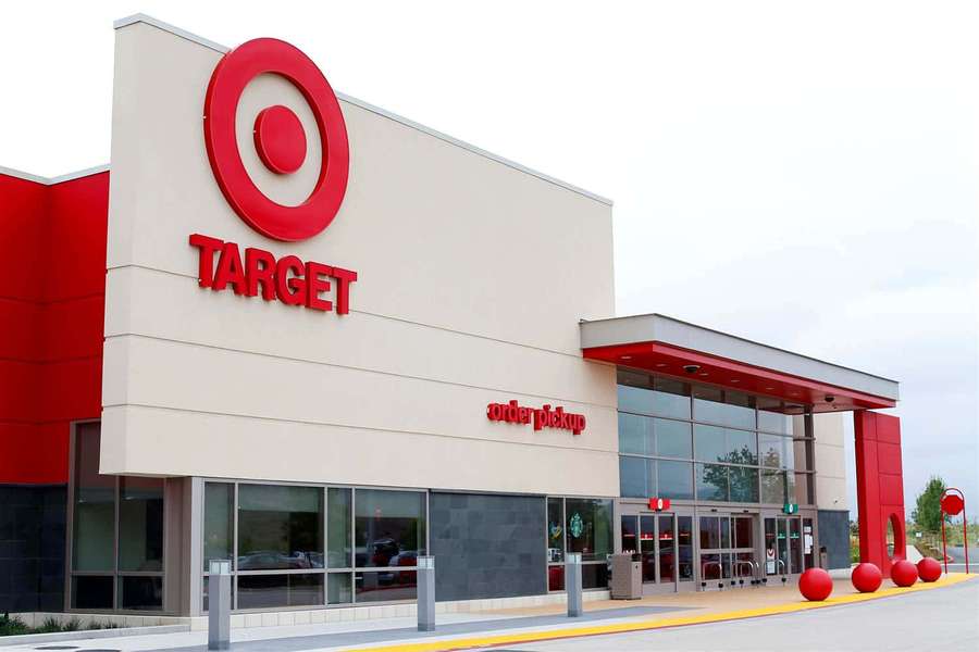 Target store front with red logo and order pickup entrance. — Target Picture