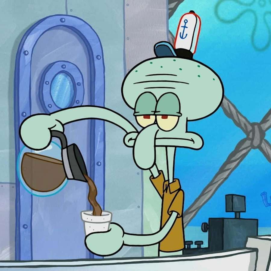 Squidward gießt Kaffee in seiner Unterwasser-Küche mit einem gelangweilten Gesichtsausdruck ein. — Thaddäus Wallpaper