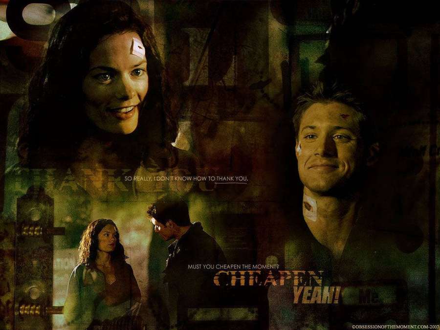 Collage von zwei Personen mit Verbänden, die lächeln, mit Texteinblendungen in Grün- und Brauntönen. — Übernatürlich Wallpaper
