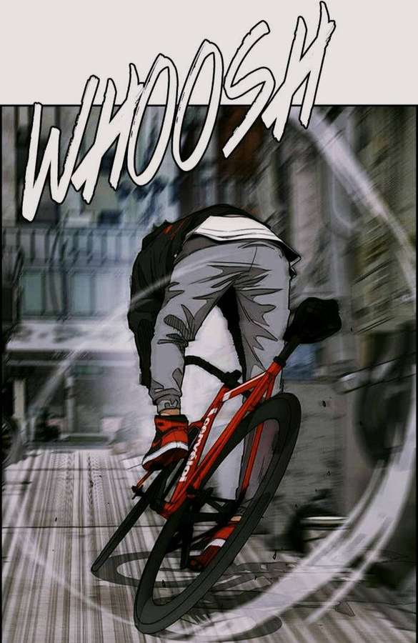 Ciclista acelerando pela rua da cidade com desfoque de movimento e efeito sonoro whoosh. — Vento Papéis de Parede