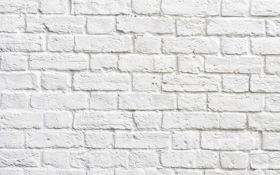 Белая стена