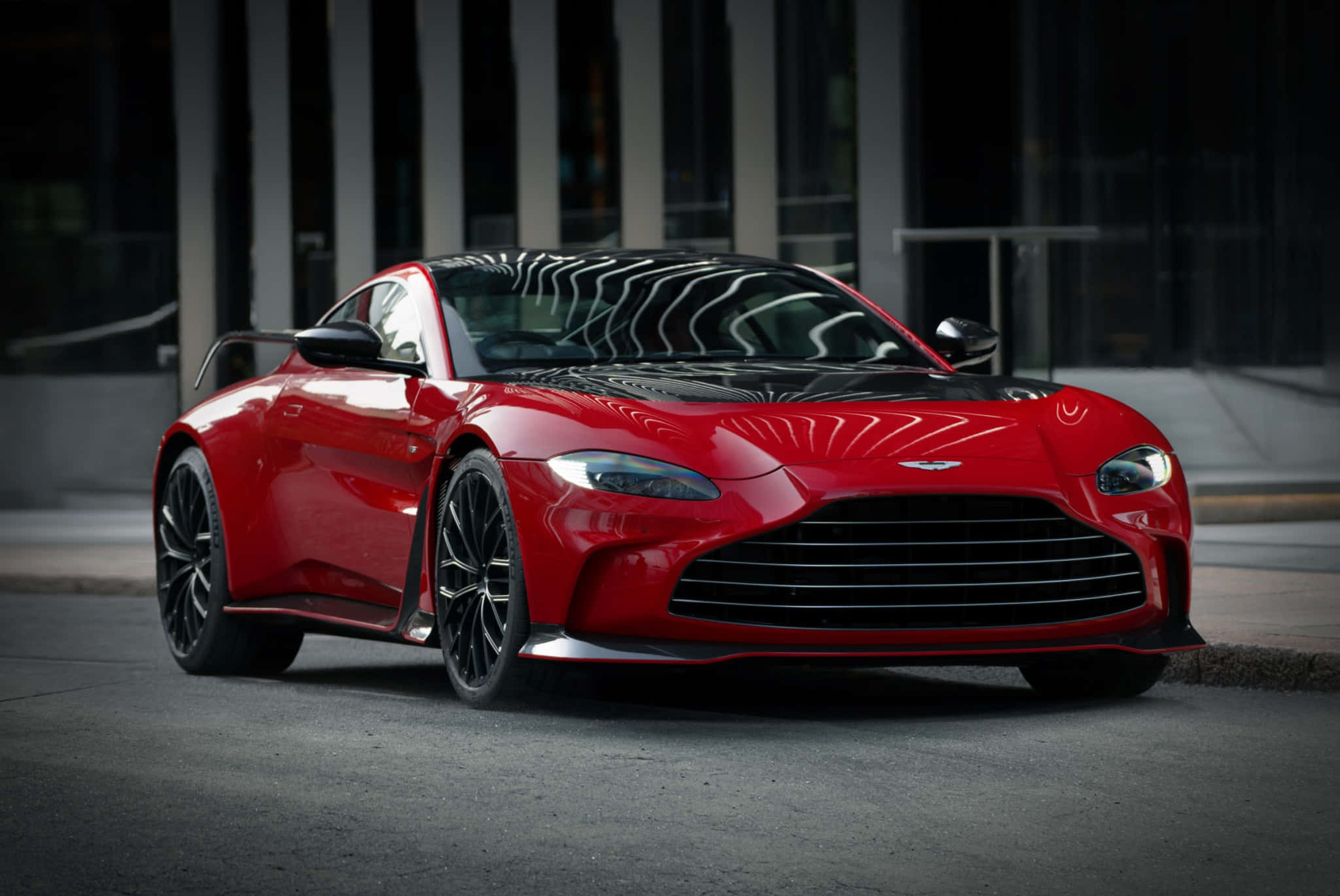 Download Aston Martin Vantage - The Epitome of Luxury and Performance ...