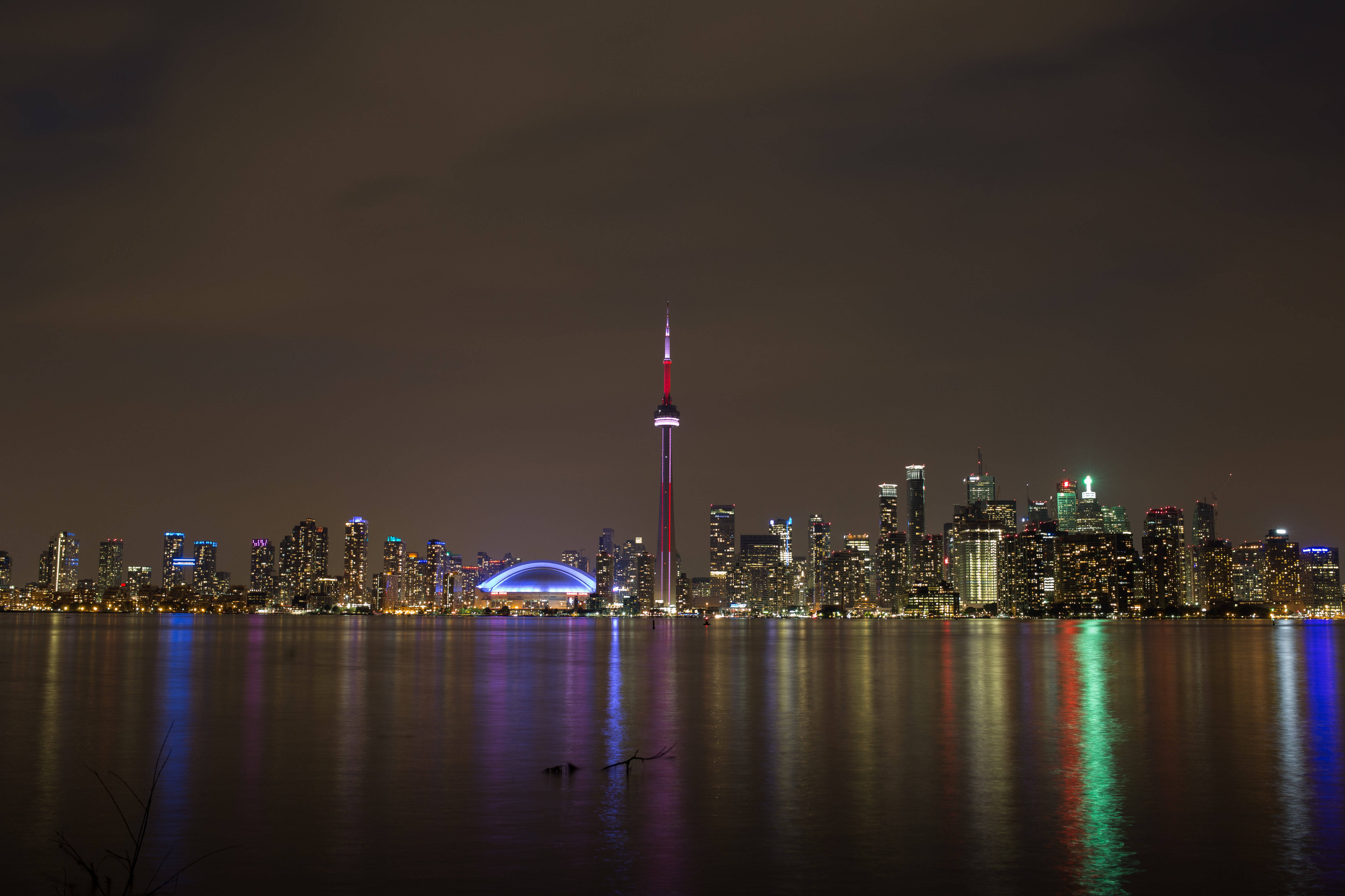 Download Beautiful Night Of Toronto Skyline Wallpaper 