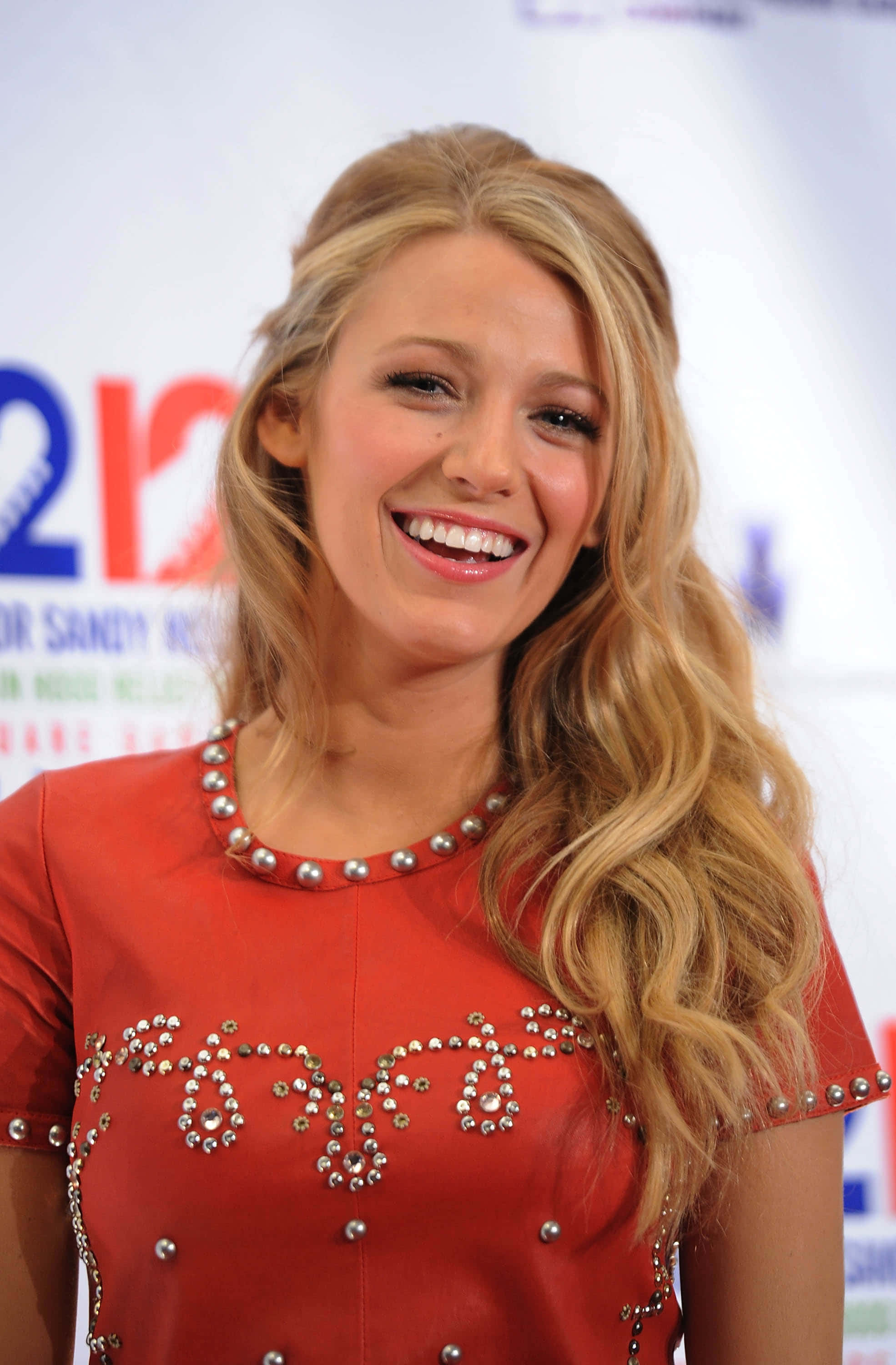 Download Blake Lively Background