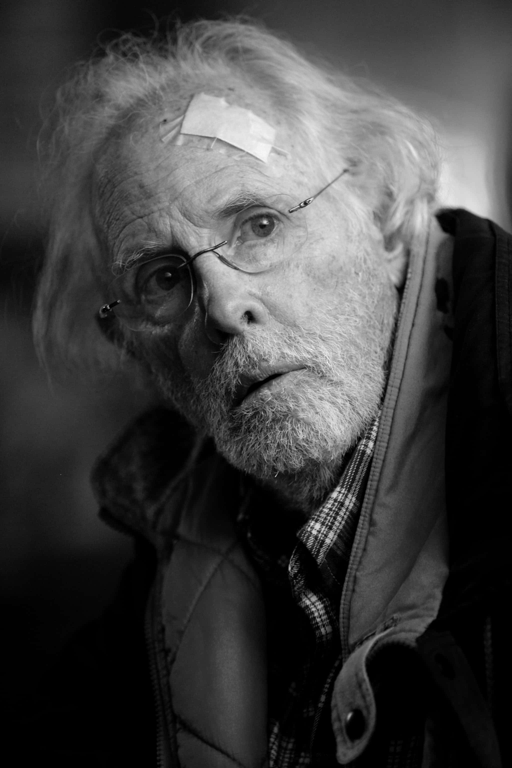 Download Bruce Dern [wallpaper] Wallpaper | Wallpapers.com