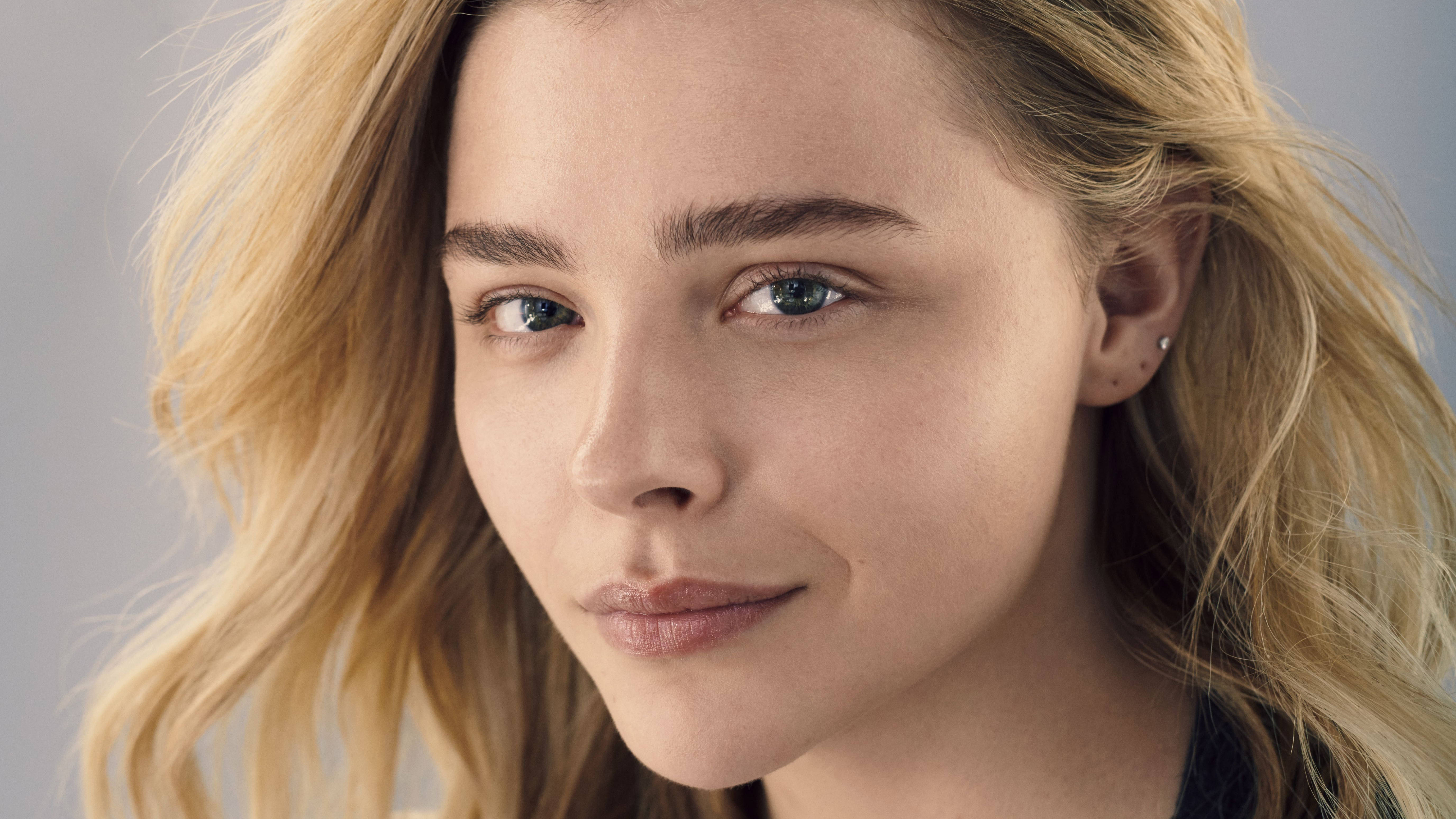 Download Chloë Grace Moretz Close Up Shot Wallpaper | Wallpapers.com