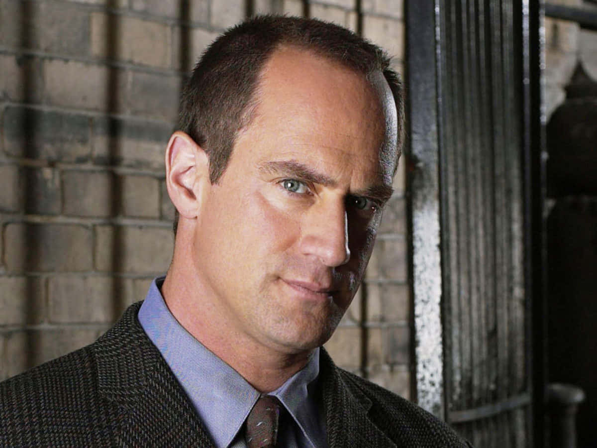 Download Christopher Meloni [wallpaper] Wallpaper | Wallpapers.com