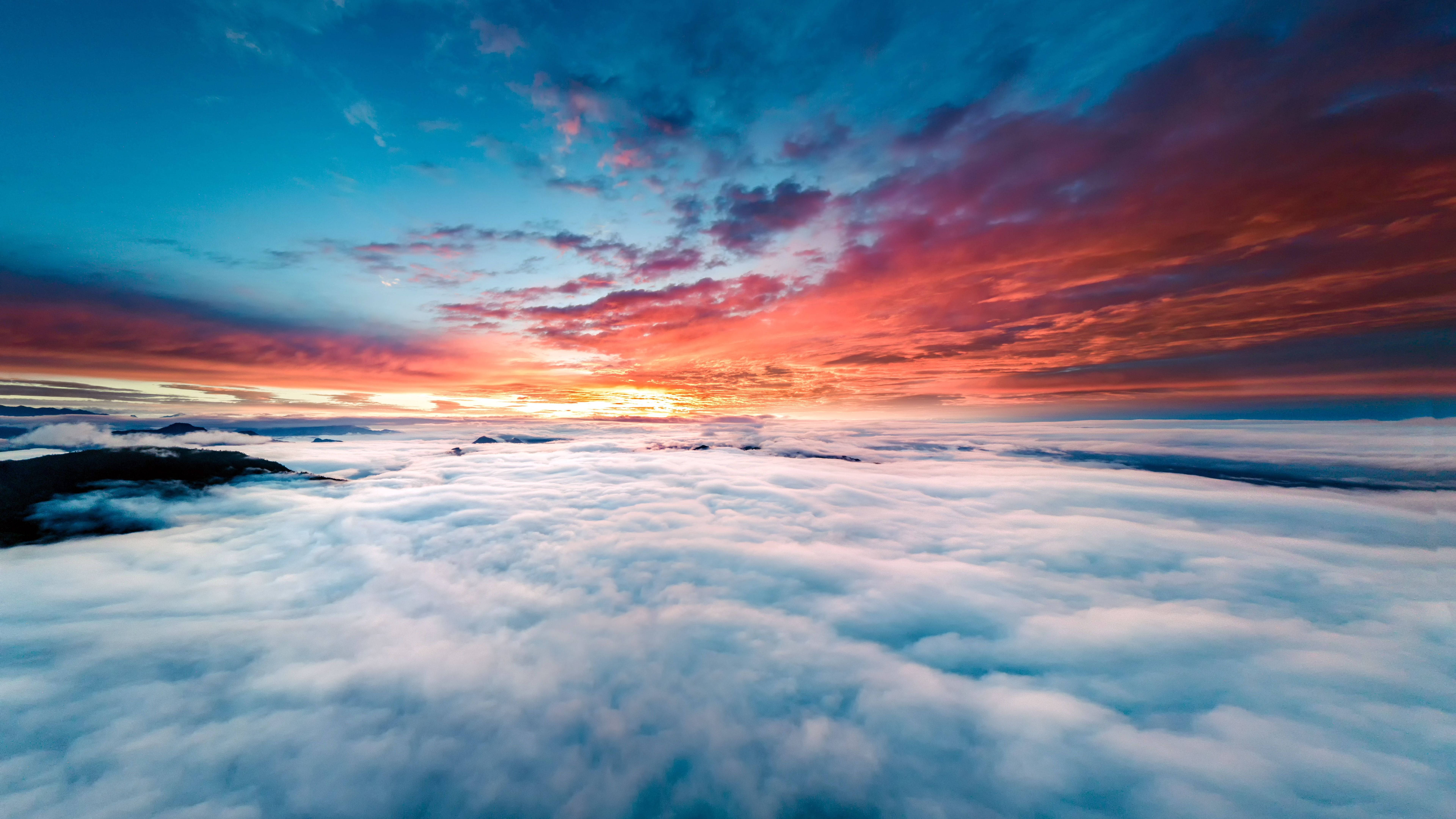 Colorful Horizon Clouds Background