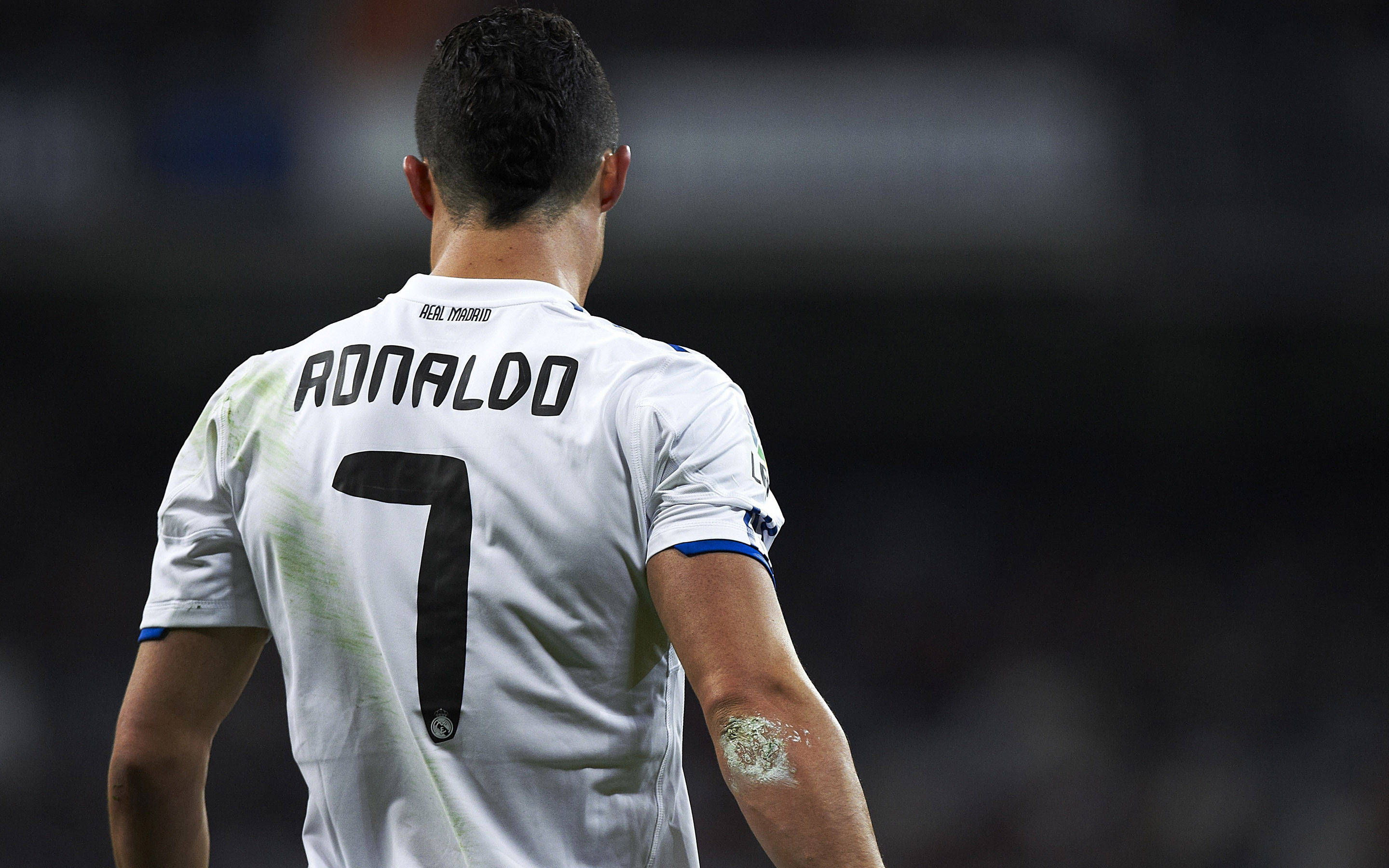 Download Cr7 Ronaldo Back Wallpaper | Wallpapers.com