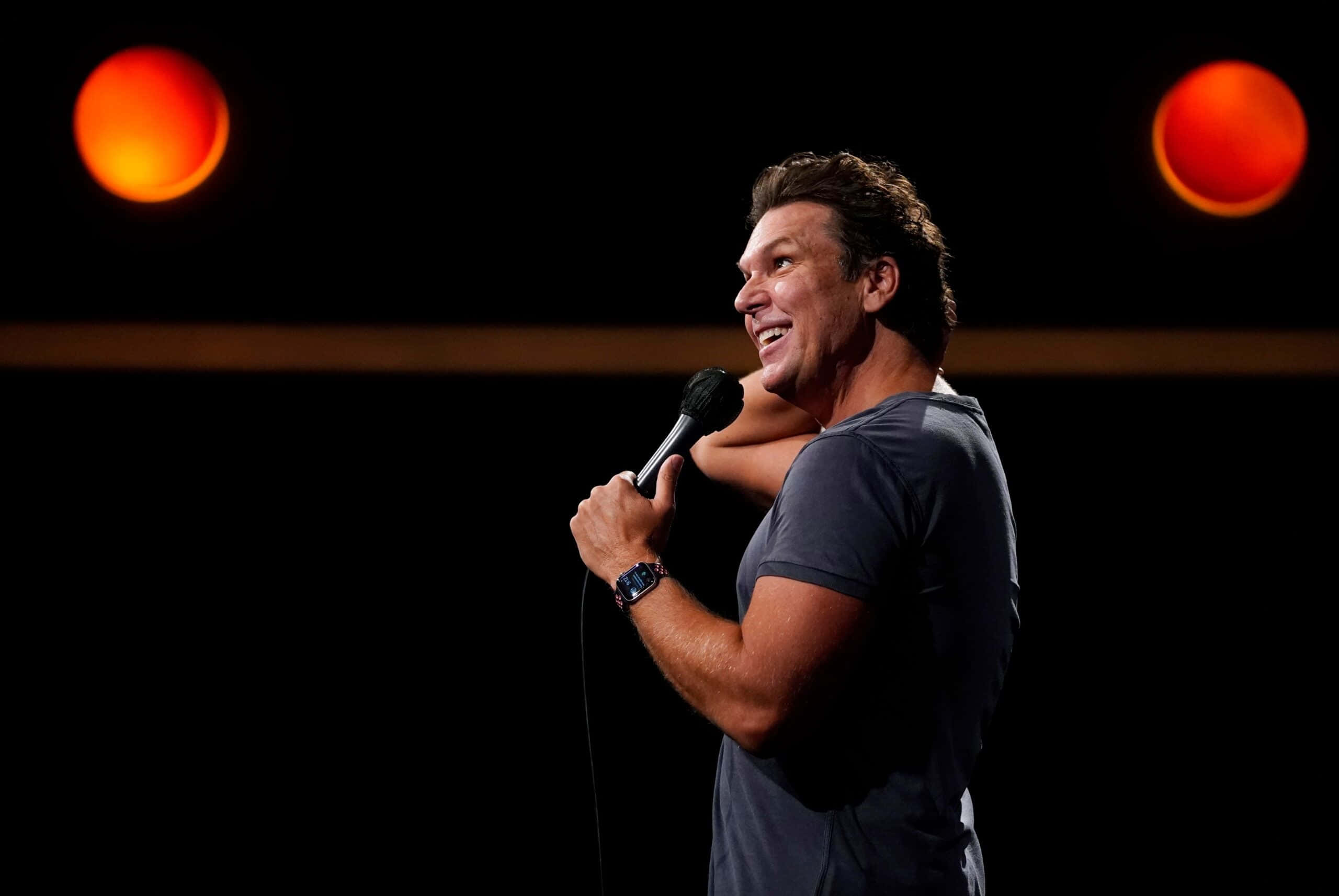 Download Dane Cook [wallpaper] Wallpaper | Wallpapers.com