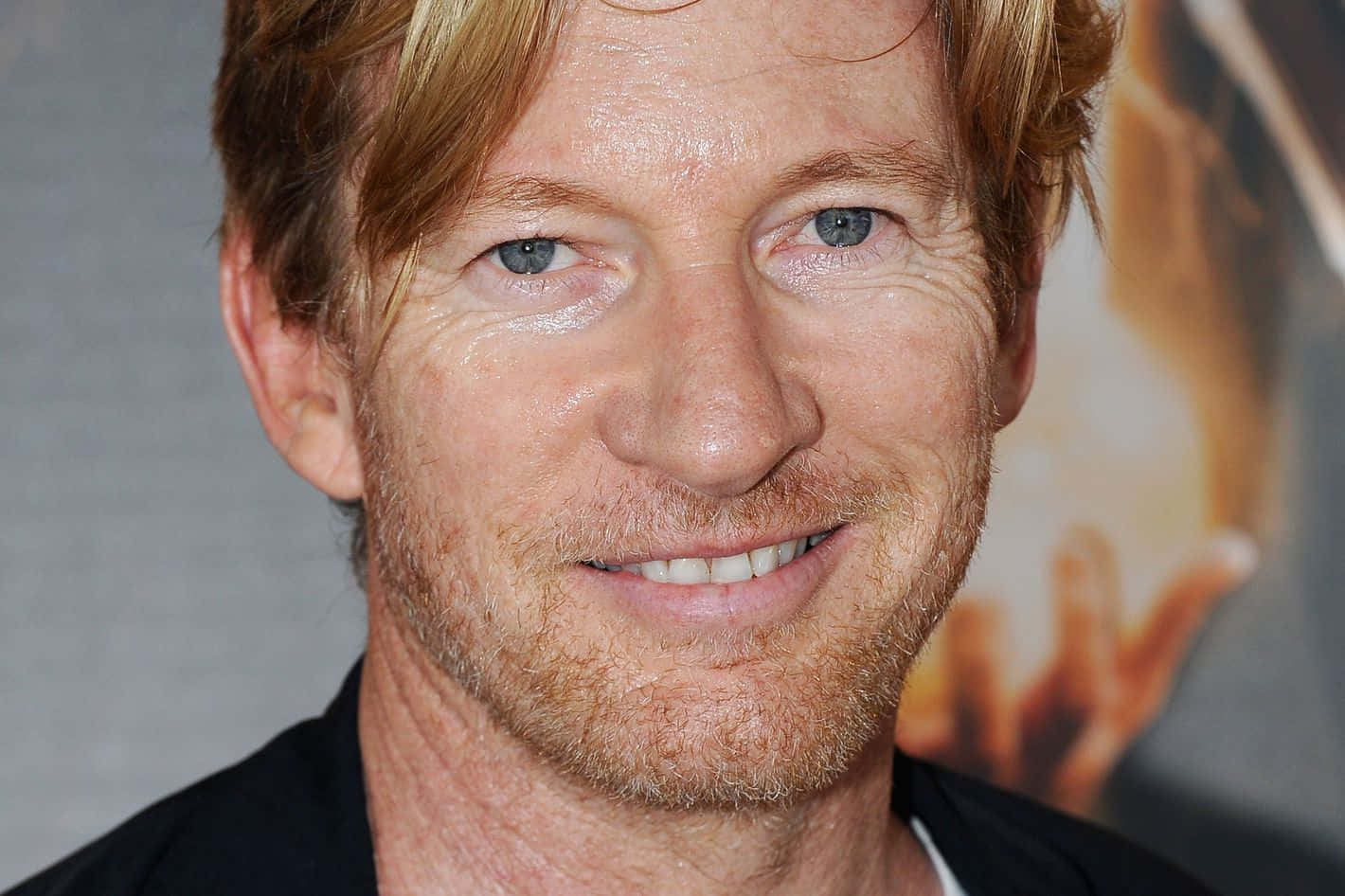 Download David Wenham [wallpaper] Wallpaper | Wallpapers.com