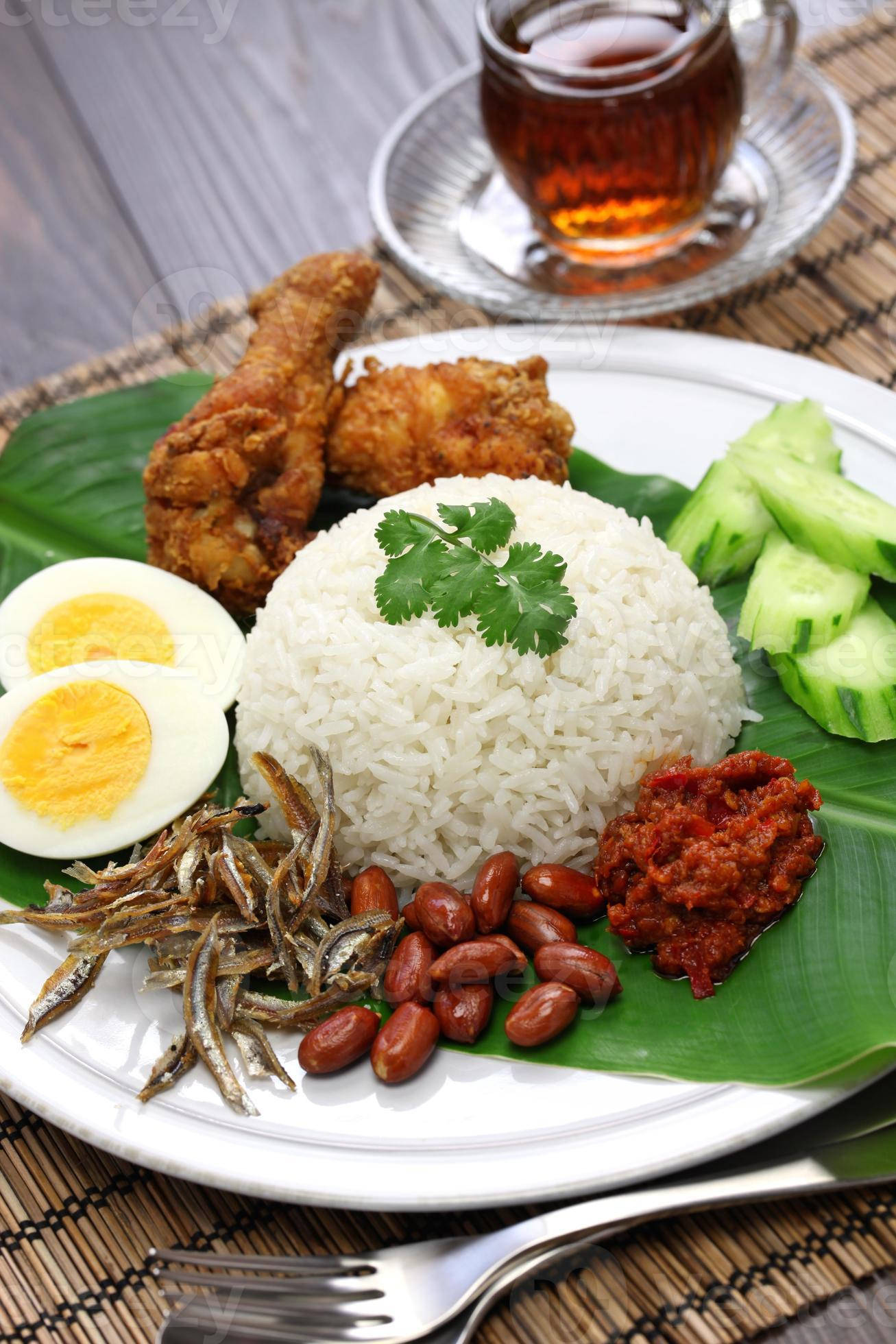 Download Elegant Malaysian Cuisine Nasi Lemak Wallpaper | Wallpapers.com