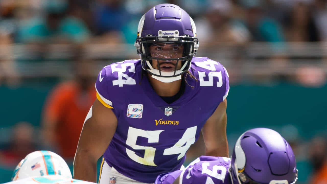 Download NFL Star Eric Kendricks Wallpaper